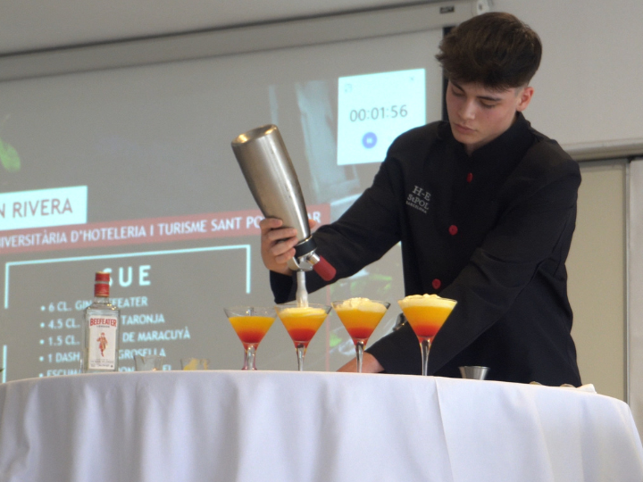 La Escuela Universitaria de Gestión Hotelera y Turismo EUHT StPOL