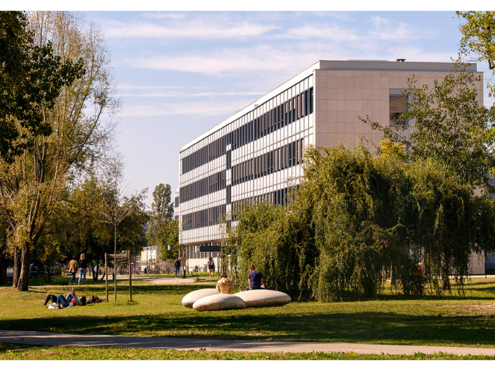 國立里昂應用科學學院